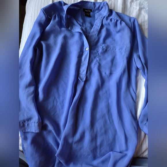 Rue21 Tops - Rue21 Vibrant Blue Partial Button-Up Shirt